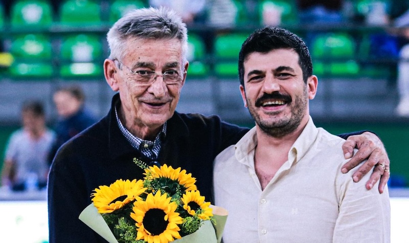 Darüşşafaka Spor Kulübü’nden Efsaneye Anlamlı Jest