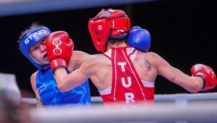 FENERBAHÇELİ BOKSÖRLERİN BAŞARISI