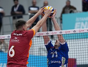 GALATASARAY DEPLASMANDA KAZANDI