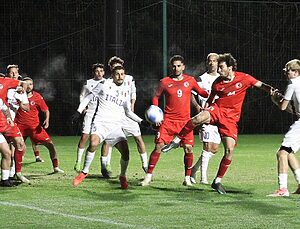 İşitme Engelli Millî Takımımız Yarı Finalde