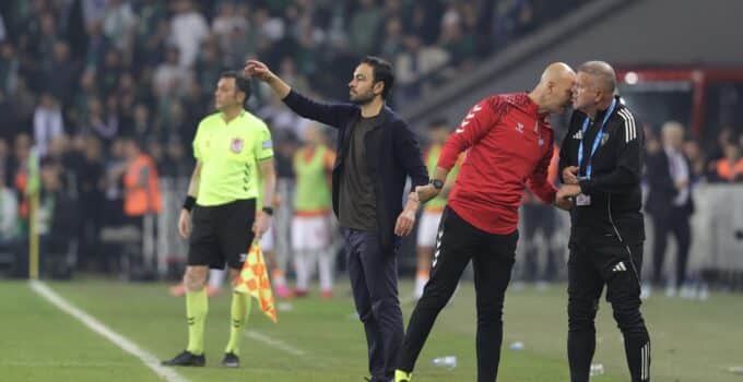 Kocaelispor, konuk ettiği lider Galatasaray’ı 1-0 yendi