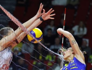 FENERBAHÇE MEDİCANA SET VERMEDİ