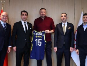 Fenerbahçe’den TBF Başkanı Türkoğlu’na Ziyaret