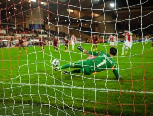 GALATASARAY MONACO’DA KAYBETTİ!