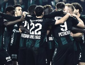 KOCAELİSPOR DEVREYİ GALİBİYETLE KAPATTI