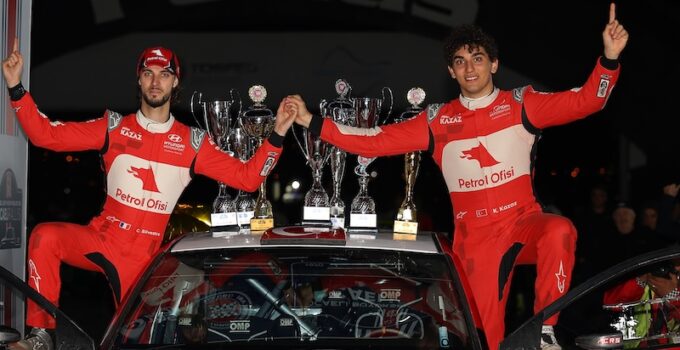 Şampiyon Sezonu Zaferle Kapadı