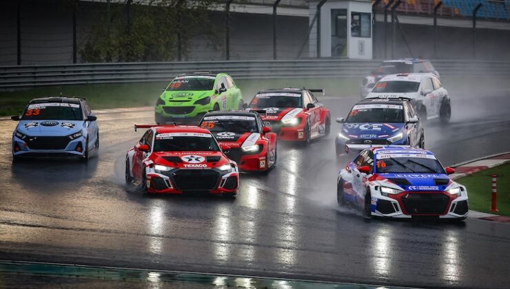 TOSFED İstanbul Park’ta Yağmur Altında Son Tango