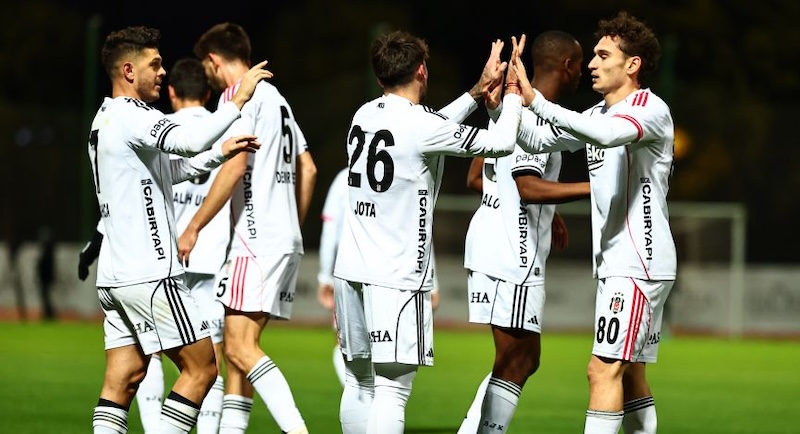 BEŞİKTAŞ’IN ANTALYA KAMPI SONA ERDİ