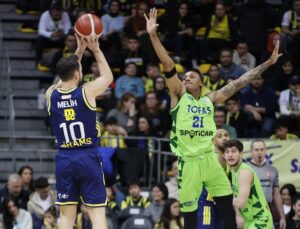 FENERBAHÇE BEKO LİDERLİĞİ SÜRDÜRDÜ