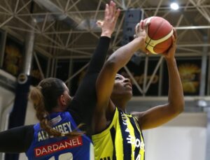 FENERBAHÇE DANDANEL’İ 3’E KATLADI