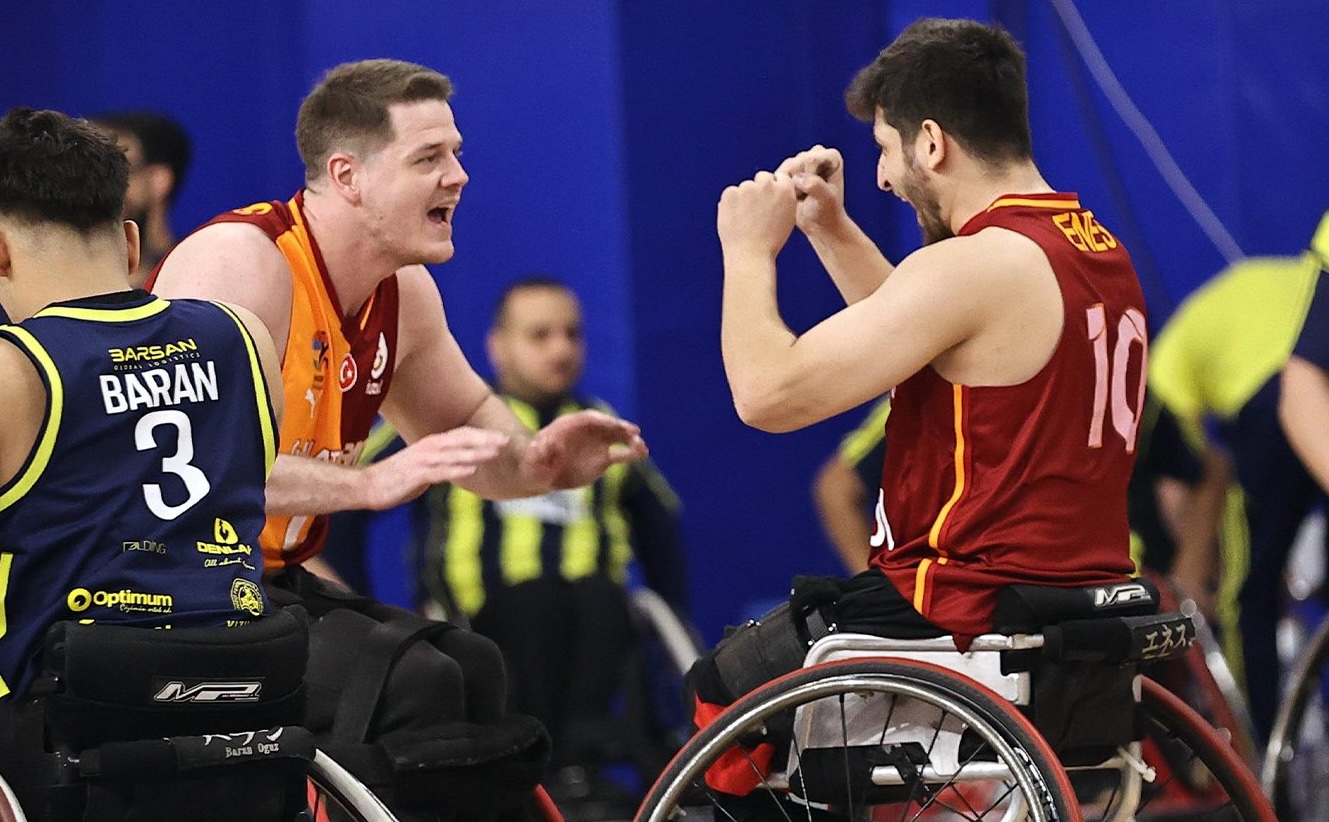 Galatasaray Fuzul, Derbiyi Farklı Kazandı