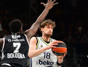 İTALYA’DA KRİTİK ZAFER