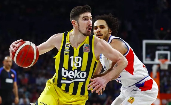 NANDO DE COLO YENİDEN ÇUBUKLU
