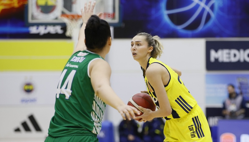 POTANIN KRALİÇELERİ YARI FİNALDE