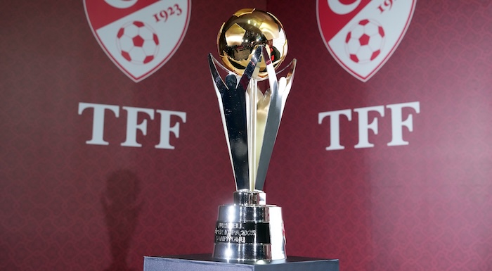 SÜPER KUPA FİNALİ 18.45’E ALINDI