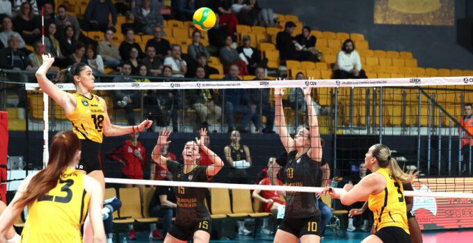VAKIFBANK AVRUPA’DA DOLU DİZGİN!