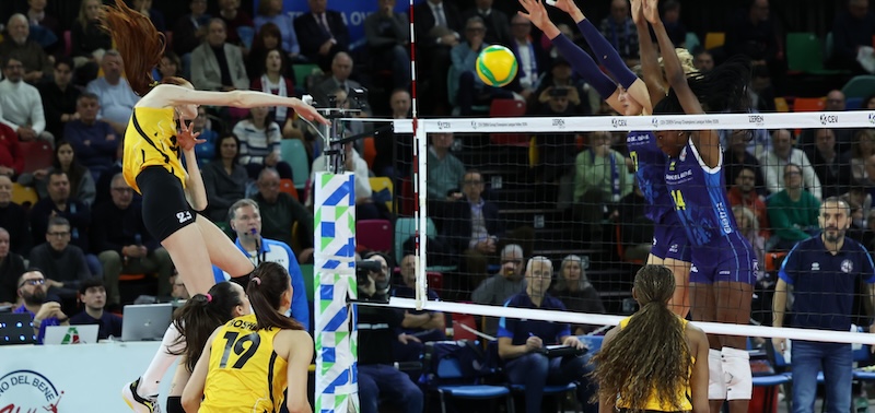 VAKIFBANK İTALYA’DA ZİRVEDE