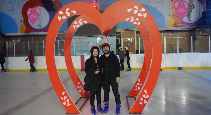 Buzda Sevgililer Günü Romantizmi