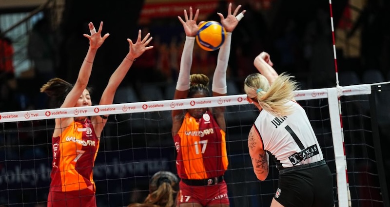 DERBİNİN GALİBİ GALATASARAY DAIKIN