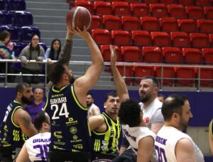 Fenerbahçe İstanbul Jet Deplasmanda Farklı Kazandı