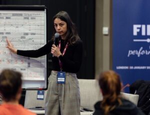 Nazlı Ceylan Demirbağ FIFA Elit Antrenör Programında