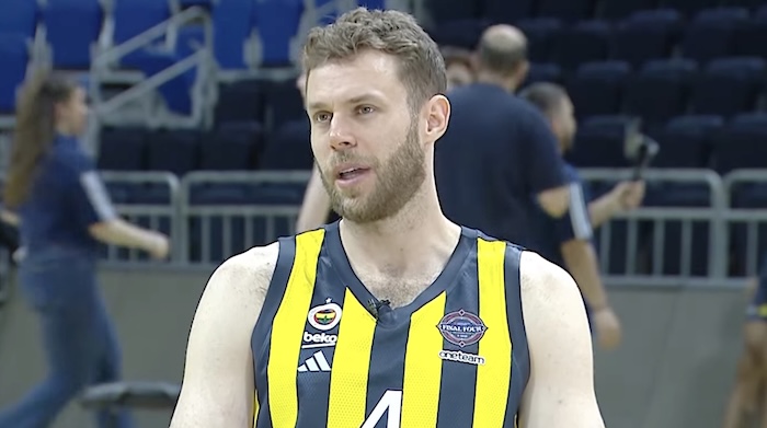 Nicolo Melli Ameliyat Oldu