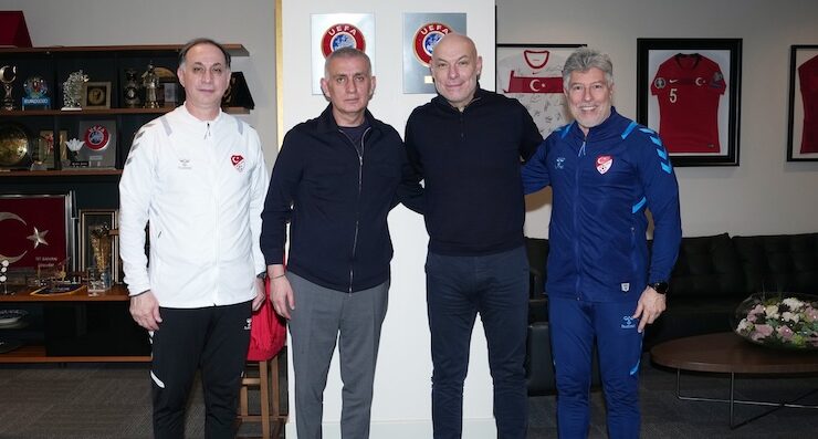 PGMOL Direktörü Howard Webb’den MHK’ye Ziyaret