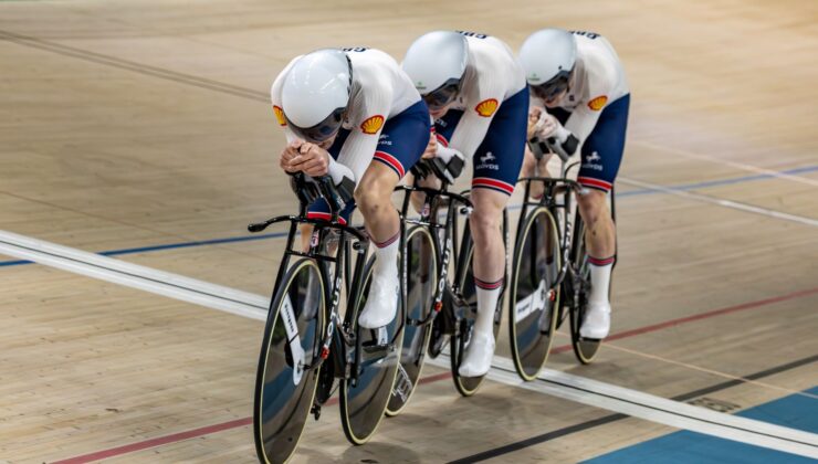 SABAH SEANSI REKORLA BAŞLADI