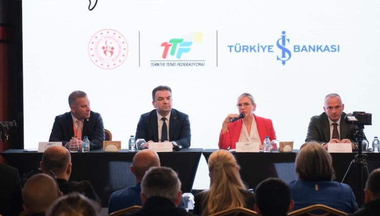 Tenis Antrenörleri Gelişim Zirvesi’nde Buluştu