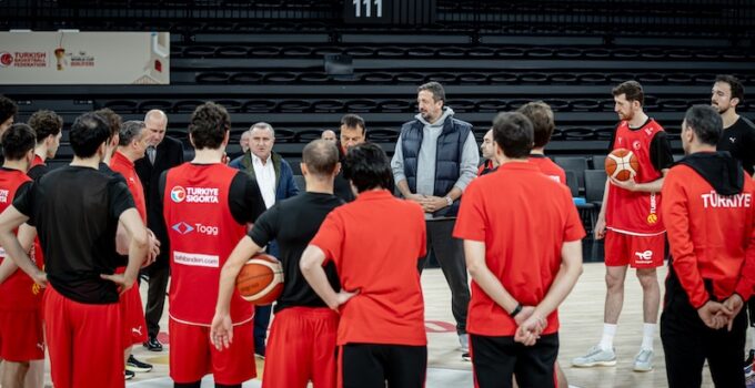 12 DEV ADAM LİDERLİK PEŞİNDE