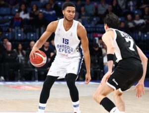 ANADOLU EFES BEŞİKTAŞ GAIN’İ MAĞLUP ETTİ