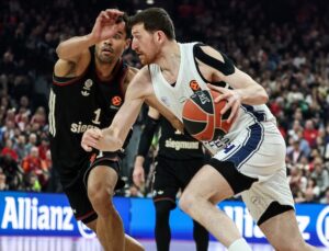 ANADOLU EFES SON SANİYEDE KAZANDI
