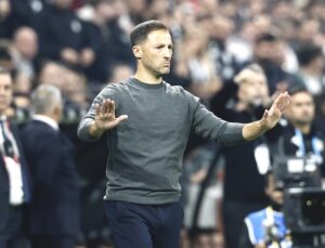 FENERBAHÇE 4-3-3’E DÖNÜYOR