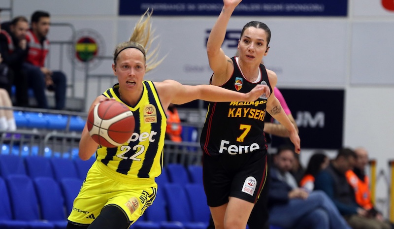 FENERBAHÇE OPET YARI FİNALDE