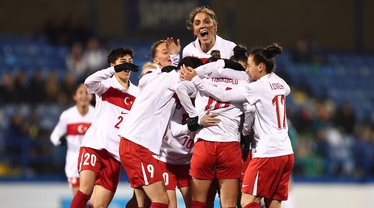 Kadın Millîler Kuzey İrlanda’yı Yendi