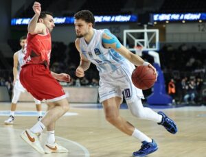 Türk Telekom Çeyrek Finalde