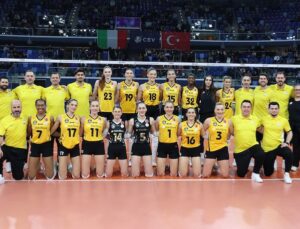 VakıfBank Final-Four Hedefiyle Parkeye Çkacak