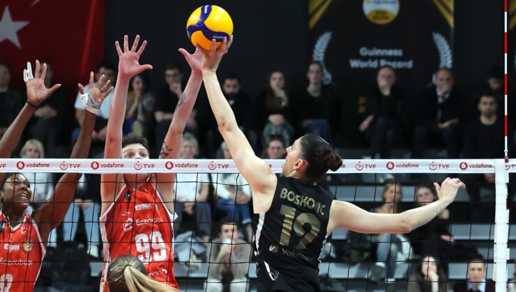 FİNALİN ADI VAKIFBANK-FENERBAHÇE