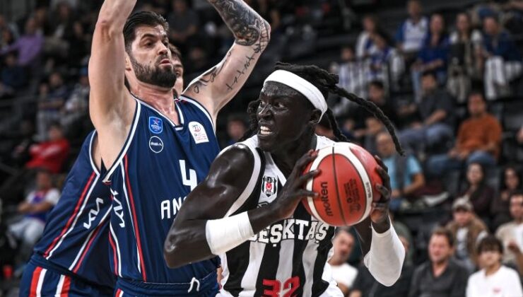 ANADOLU EFES DERBİDE FARKLI