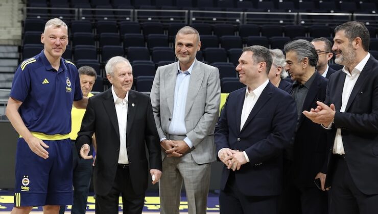 Aziz Yıldırım’dan Fenerbahçe Beko’ya Moral Ziyareti