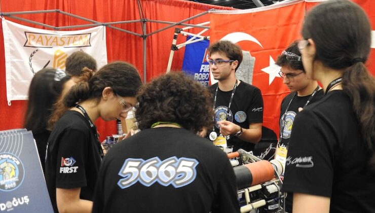 Fenerbahçe Doğuş SPARC Robotik Takımından Tarihi Başarı
