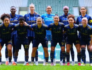 FENERBAHÇE’DE ŞAMPİYONLUK GÖZYAŞLARI