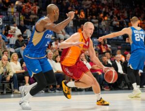 GALATASARAY’DAN FARKLI BAŞLANGIÇ