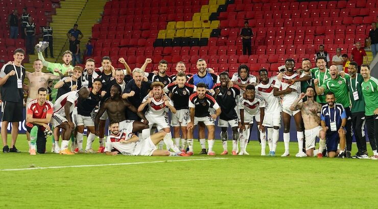 GAZİANTEP’TEN İZMİR’DE 4 GOL