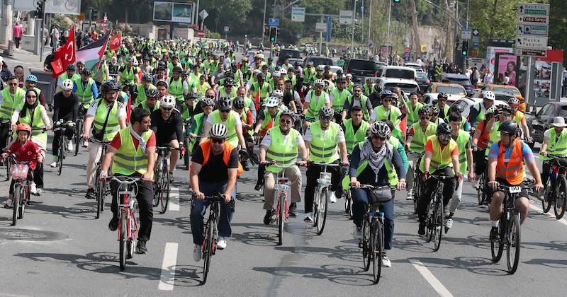 Gazze İçin Binlerce Kişi Pedal Çevirdi