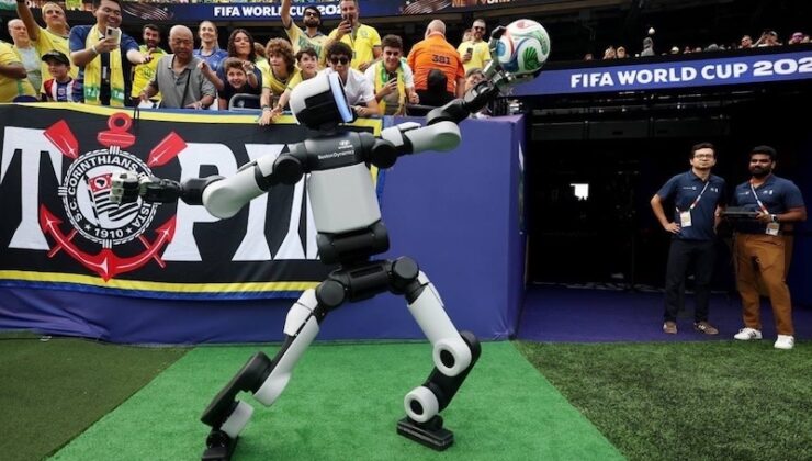Hyundai’nin İnsansı Robotu Atlas Dünya Kupası Sahnesinde