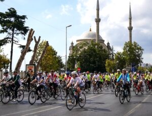 İstanbul’da 1.500 Bisikletli Pedal Çevirdi