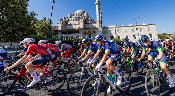 İSTANBUL’DA KAÇIŞTAN GELEN ZAFER