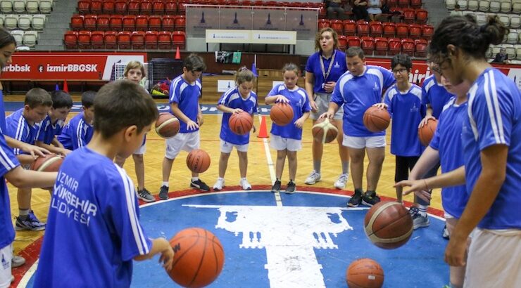 İzmir’de Kış Spor Okulları İçin Kayıt Zamanı