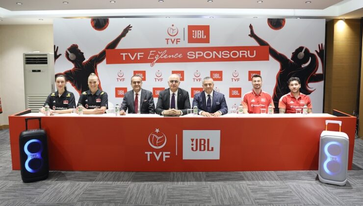 JBL Türkiye Voleybol Milli Takımlarının Eğlence Sponsoru Oldu